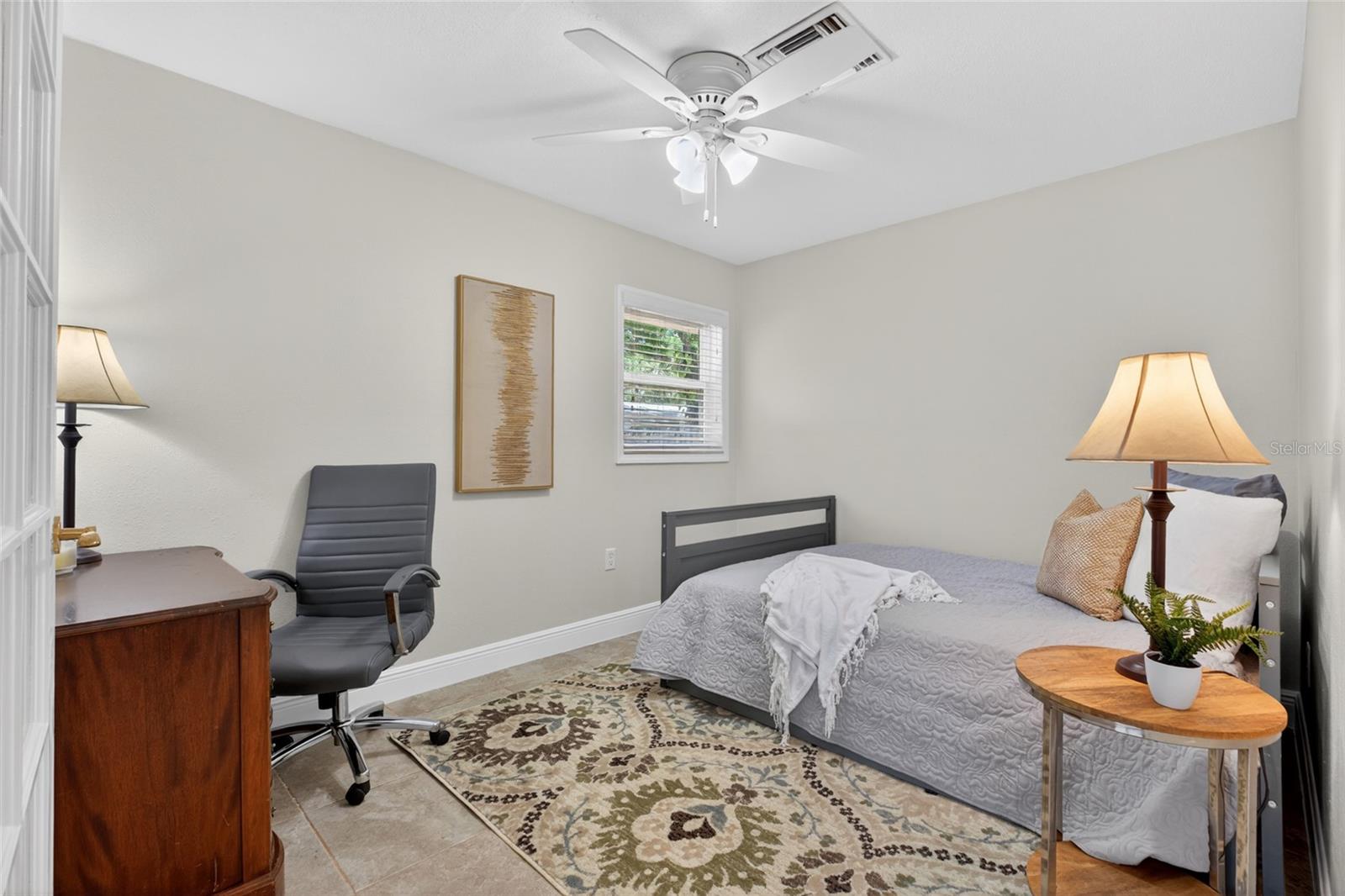 1026 CRYSTAL LAKE RD, LUTZ, FL, 33548