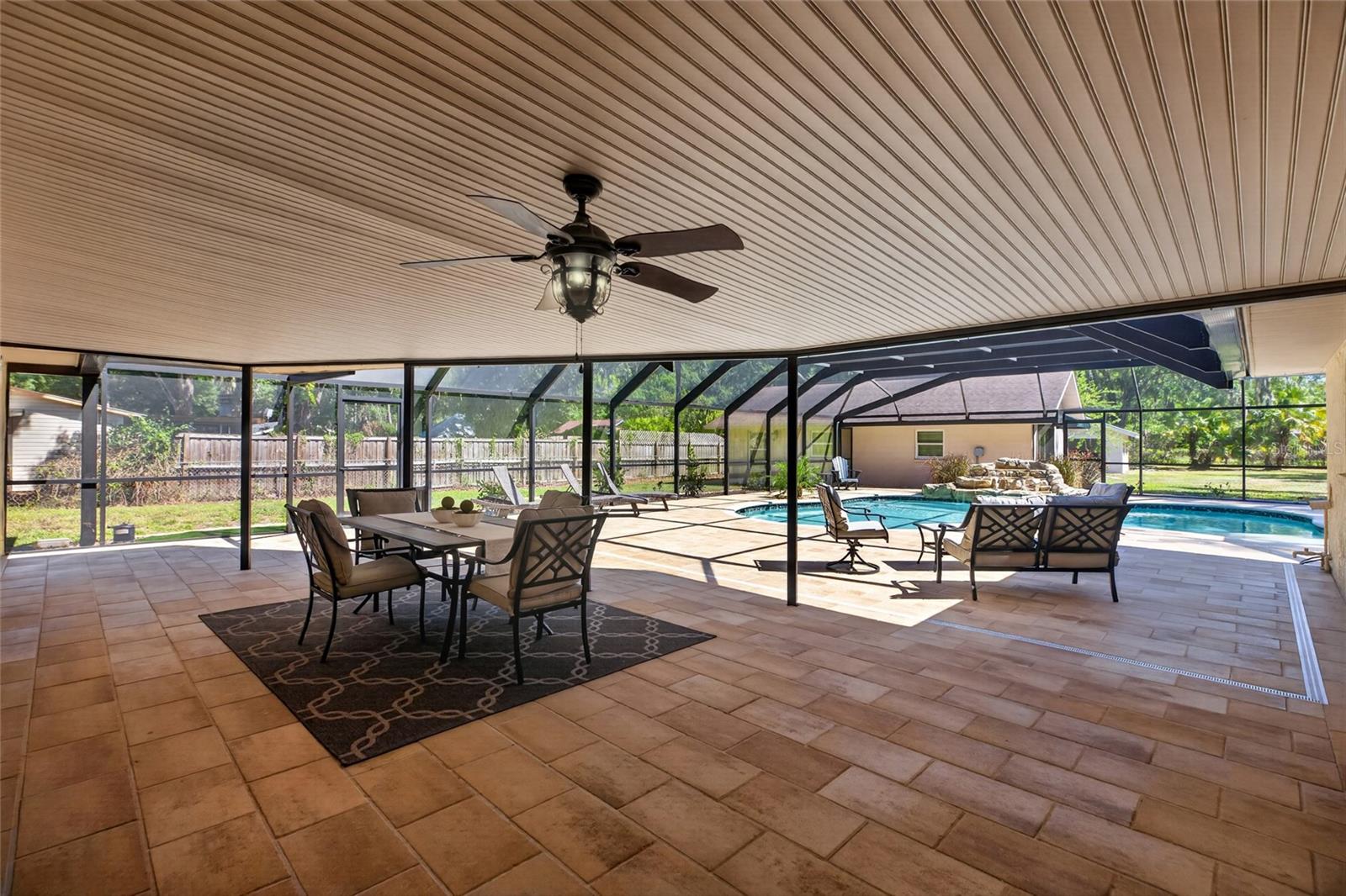 1026 CRYSTAL LAKE RD, LUTZ, FL, 33548