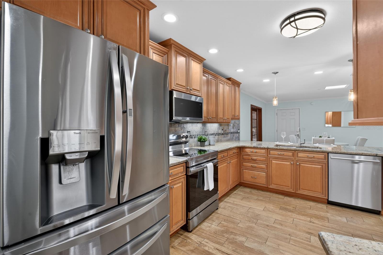 1026 CRYSTAL LAKE RD, LUTZ, FL, 33548