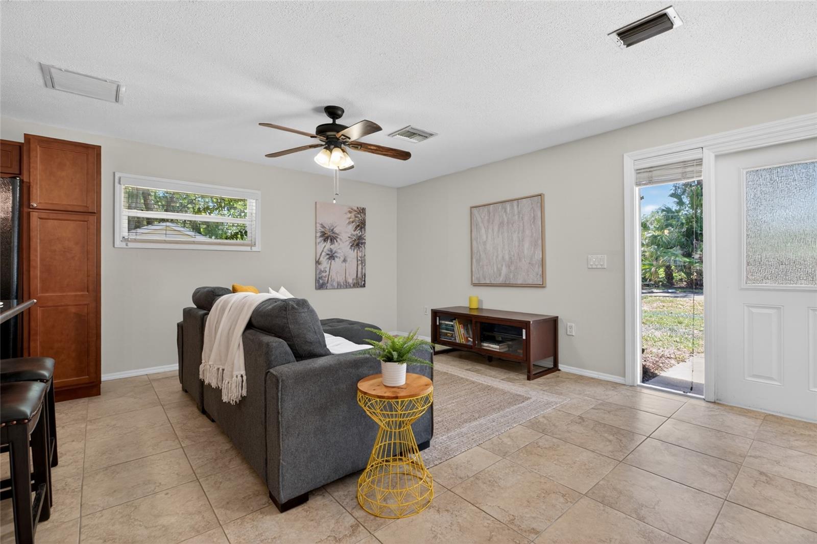 1026 CRYSTAL LAKE RD, LUTZ, FL, 33548