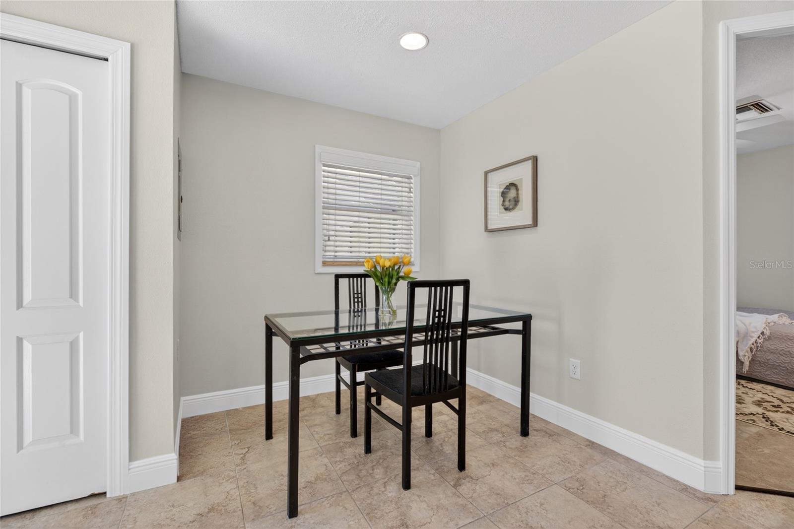 1026 CRYSTAL LAKE RD, LUTZ, FL, 33548