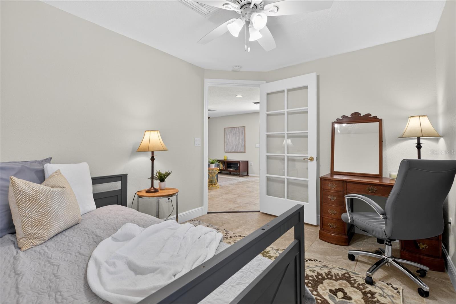 1026 CRYSTAL LAKE RD, LUTZ, FL, 33548