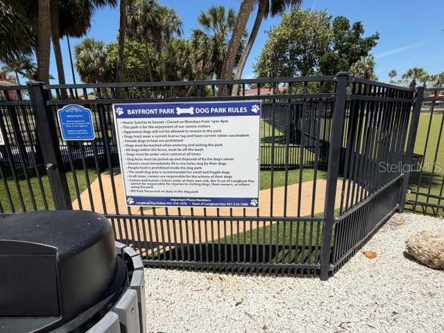 581 ROUNTREE DR, LONGBOAT KEY, FL, 34228