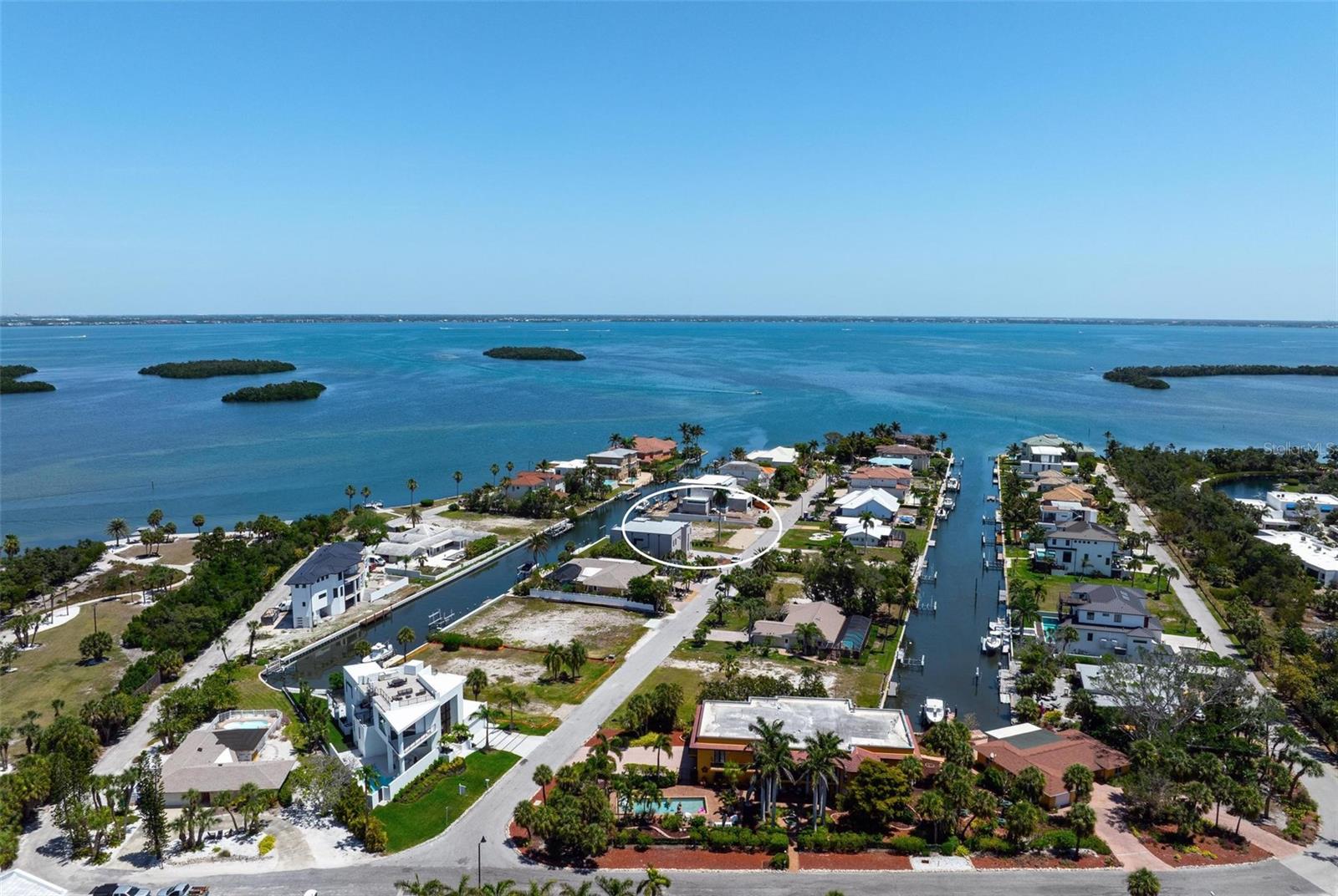 581 ROUNTREE DR, LONGBOAT KEY, FL, 34228
