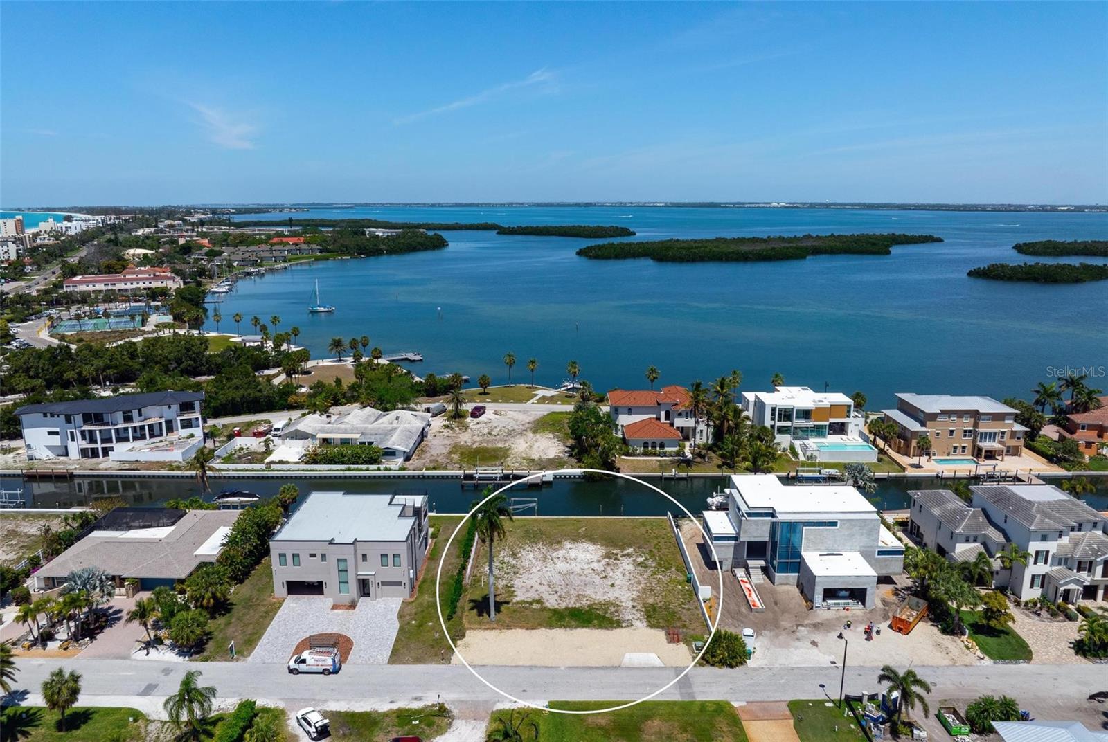 581 ROUNTREE DR, LONGBOAT KEY, FL, 34228