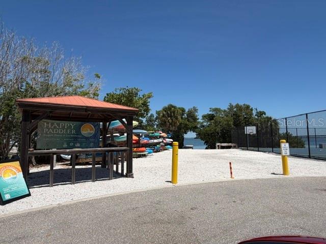 581 ROUNTREE DR, LONGBOAT KEY, FL, 34228