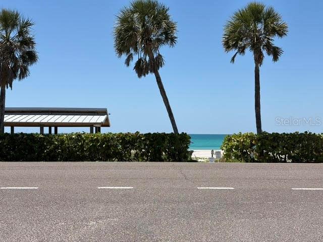 581 ROUNTREE DR, LONGBOAT KEY, FL, 34228