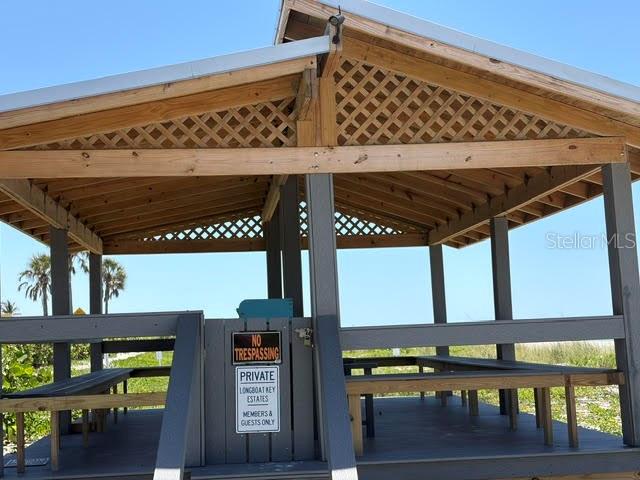 581 ROUNTREE DR, LONGBOAT KEY, FL, 34228