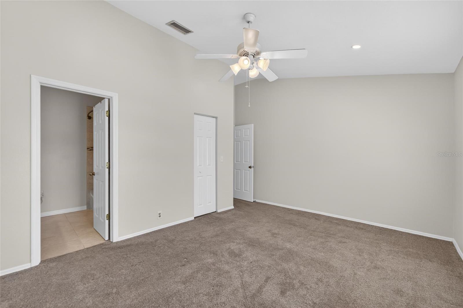 658 GREEN VALLEY RD #B3, PALM HARBOR, FL, 34683