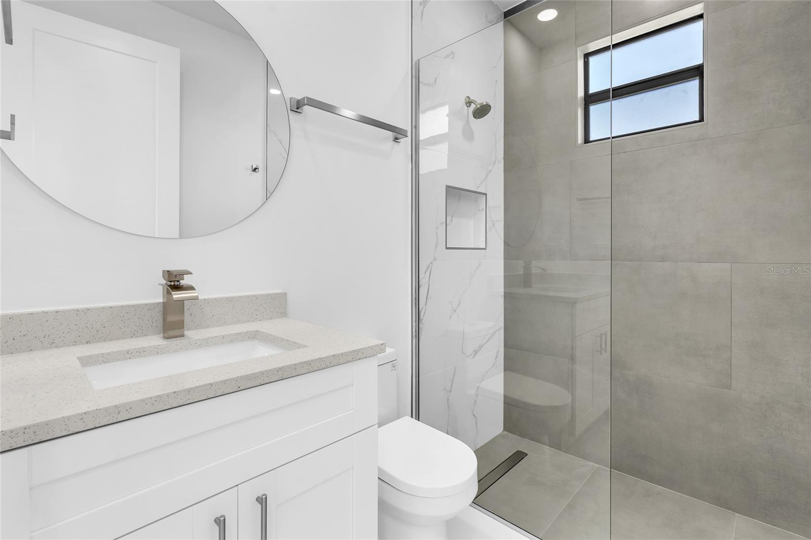 1180 VERNON AVE, PORT CHARLOTTE, FL, 33948