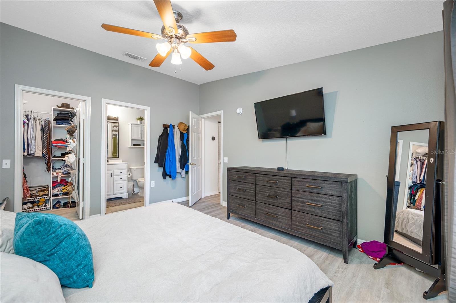 400 S WILLOW AVE #A, TAMPA, FL, 33606