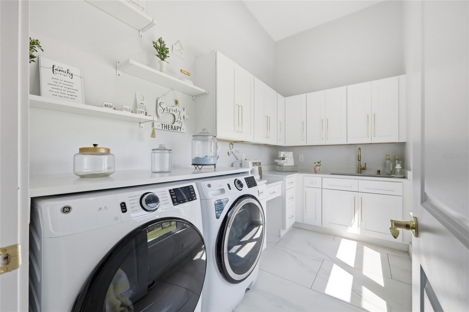 5700 BANCROFT BLVD, ORLANDO, FL, 32833