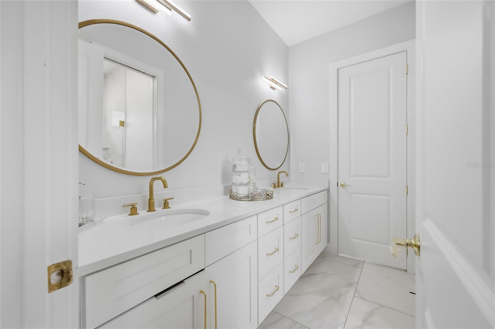 5700 BANCROFT BLVD, ORLANDO, FL, 32833