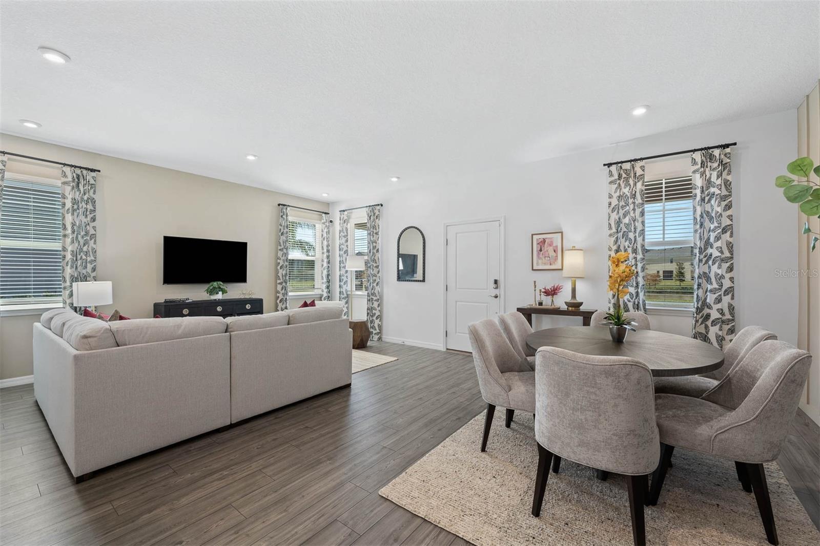 4698 INNER WORLD LN, WESLEY CHAPEL, FL, 33543