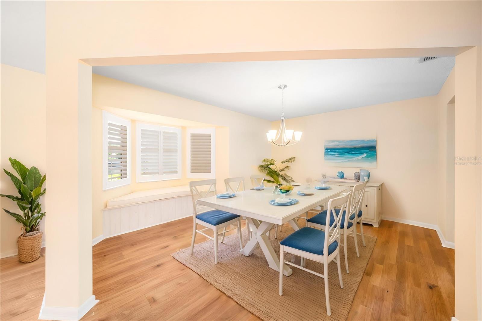 3162 E VILLAGE DR, VENICE, FL, 34293