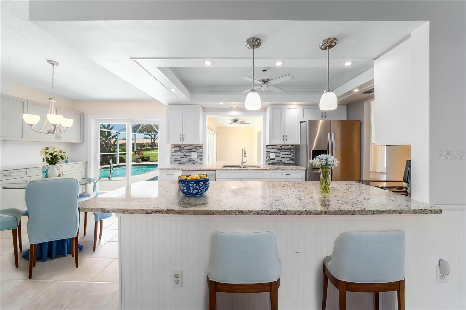 3162 E VILLAGE DR, VENICE, FL, 34293