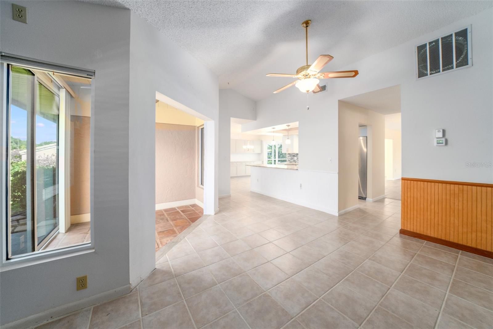 3162 E VILLAGE DR, VENICE, FL, 34293