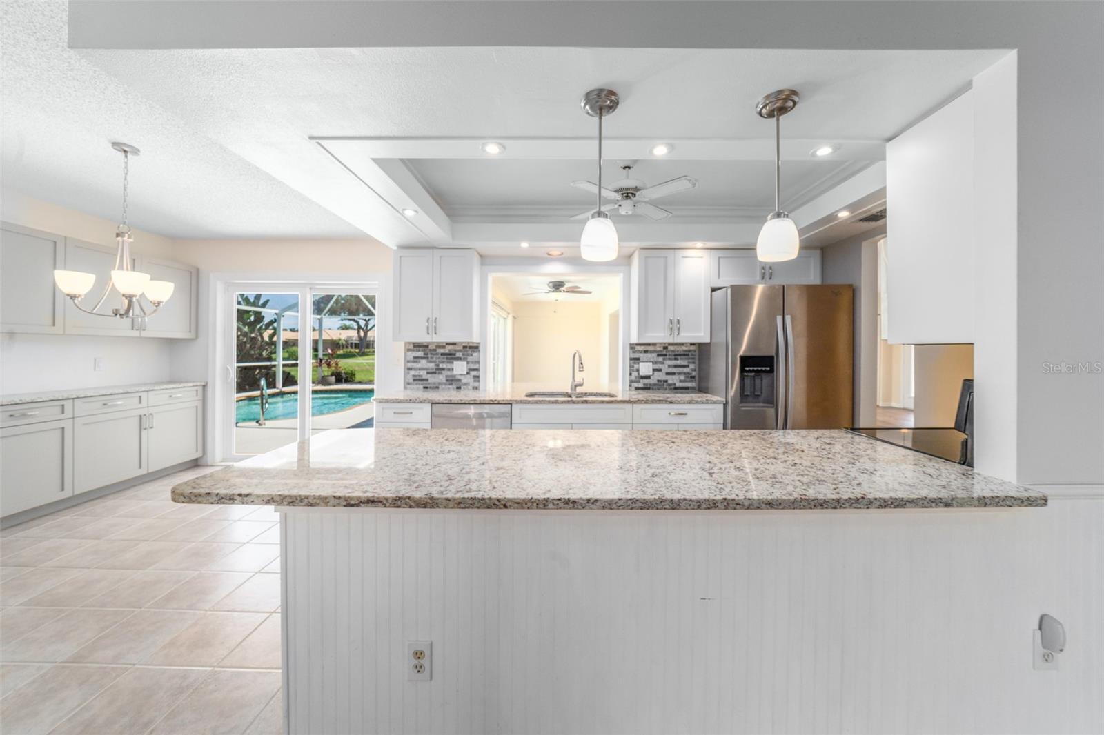 3162 E VILLAGE DR, VENICE, FL, 34293