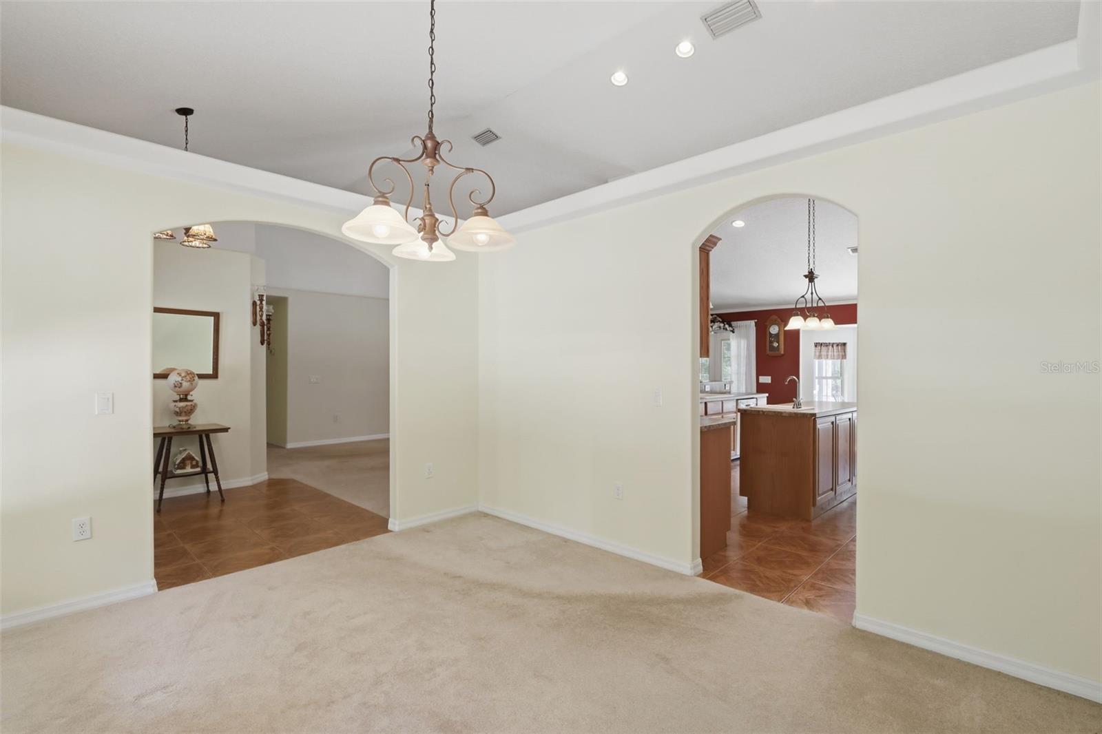 1640 RED DOG RD, DE LEON SPRINGS, FL, 32130