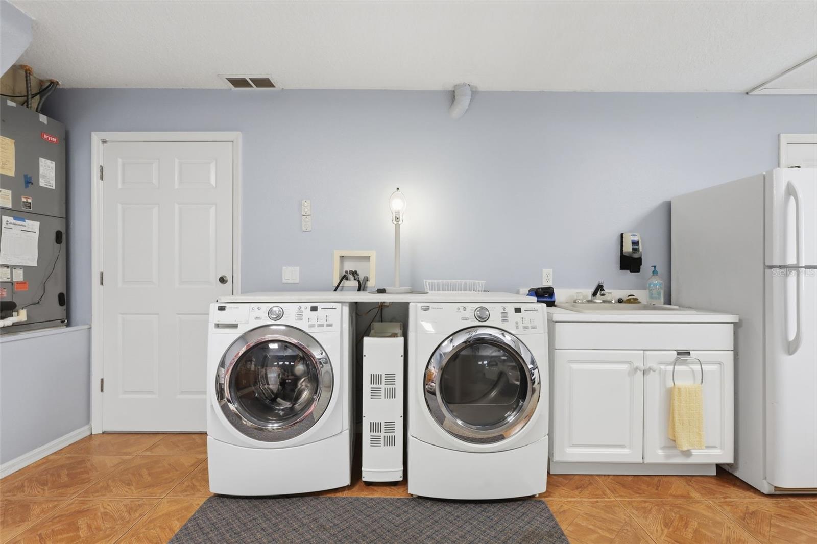 1640 RED DOG RD, DE LEON SPRINGS, FL, 32130