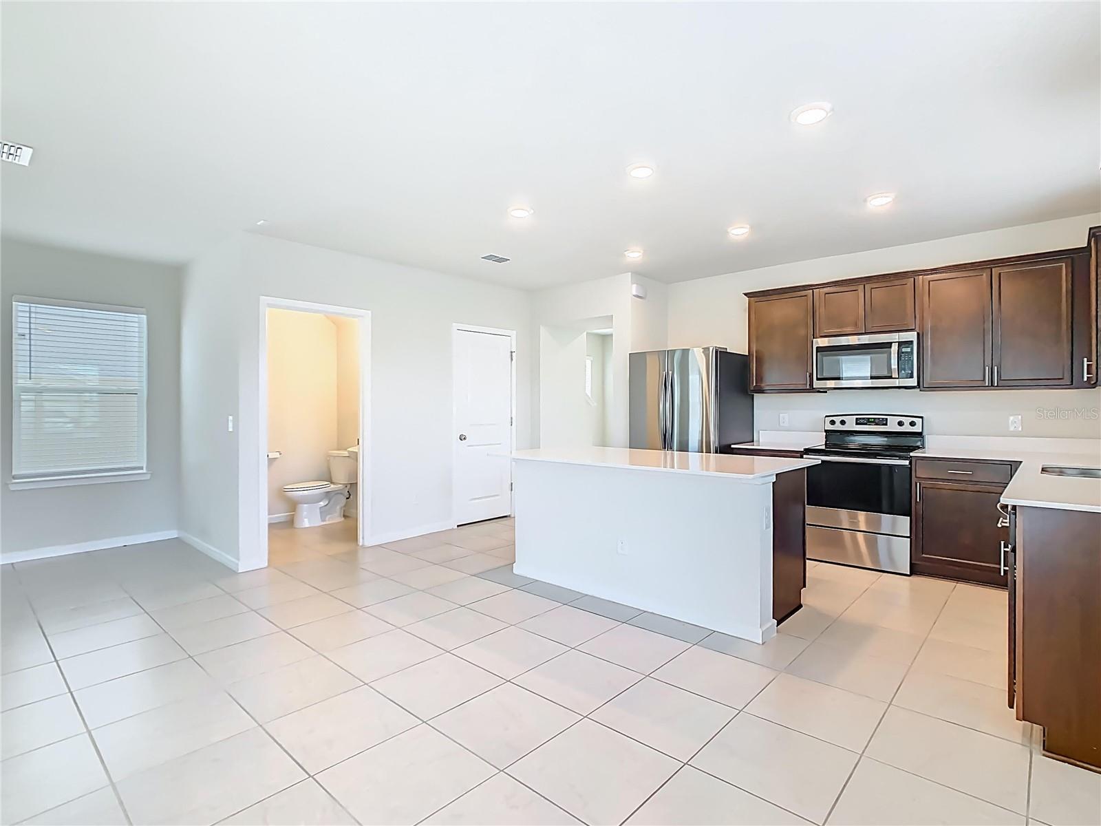 1823 SUMMER SERENITY DR, KISSIMMEE, FL, 34744