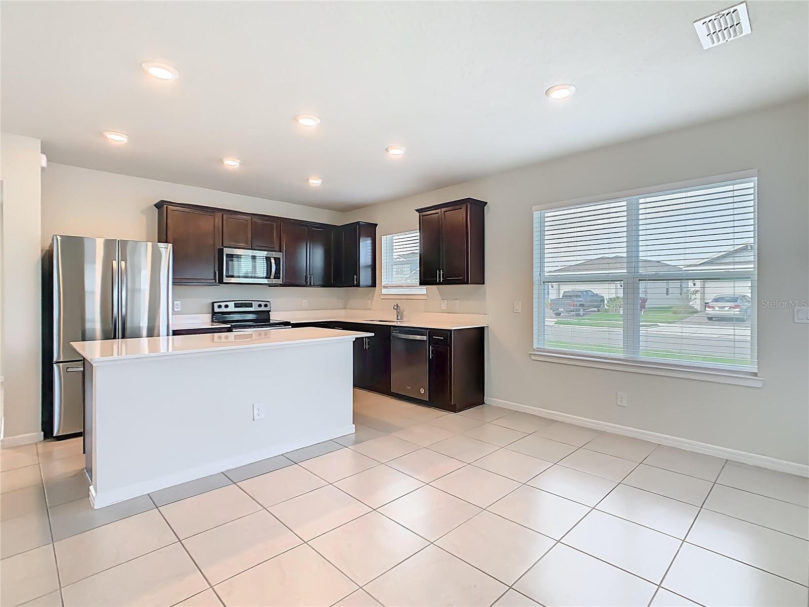 1823 SUMMER SERENITY DR, KISSIMMEE, FL, 34744