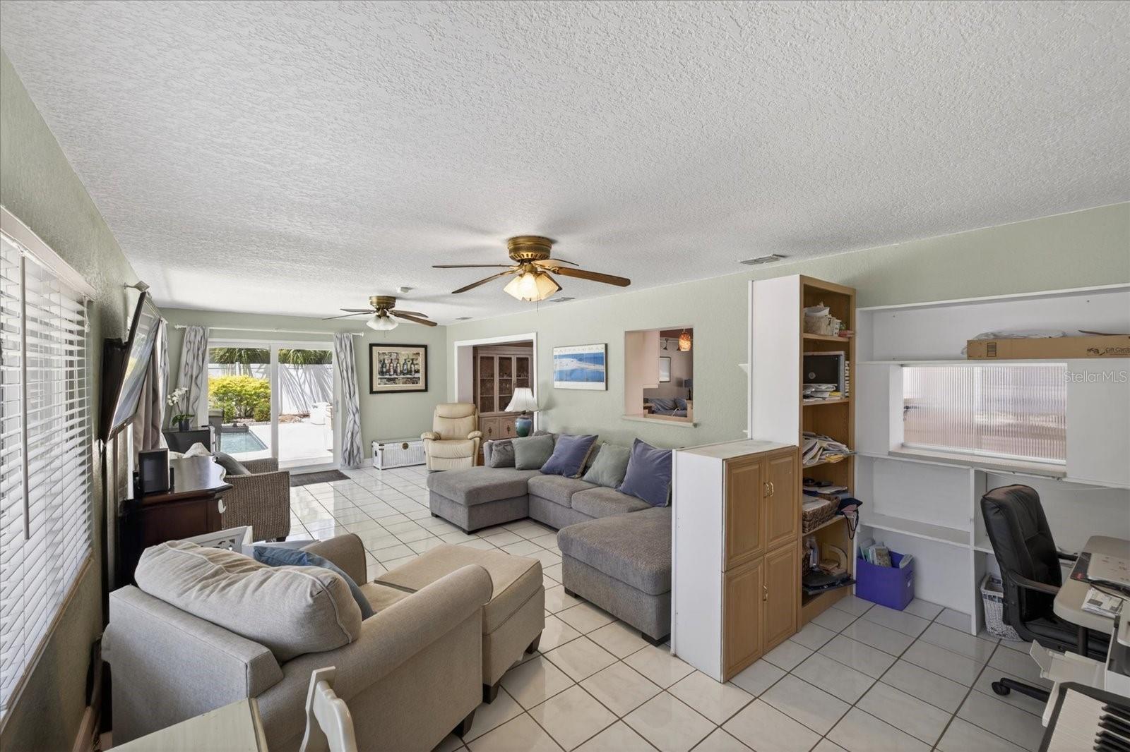 3067 KAPOK KOVE DR, CLEARWATER, FL, 33759