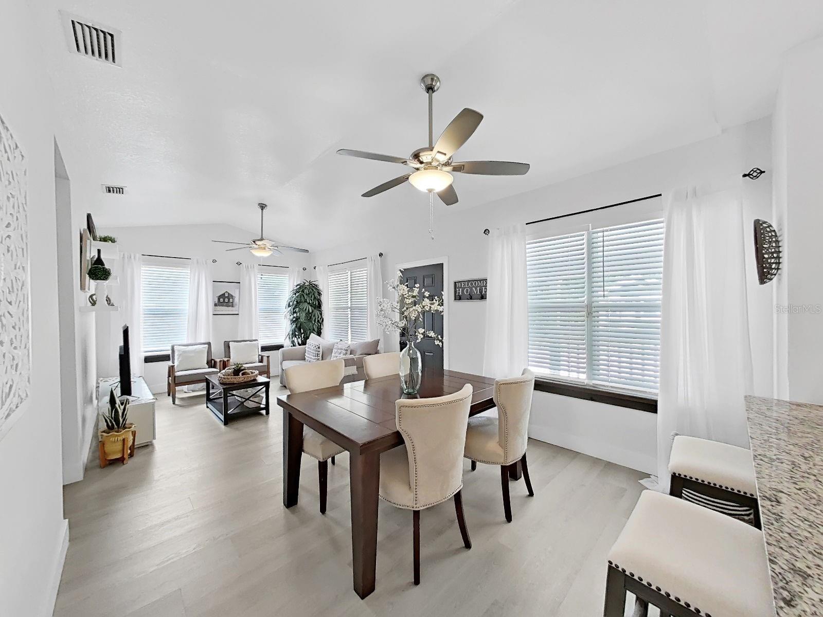 1215 E CURTIS ST, TAMPA, FL, 33603