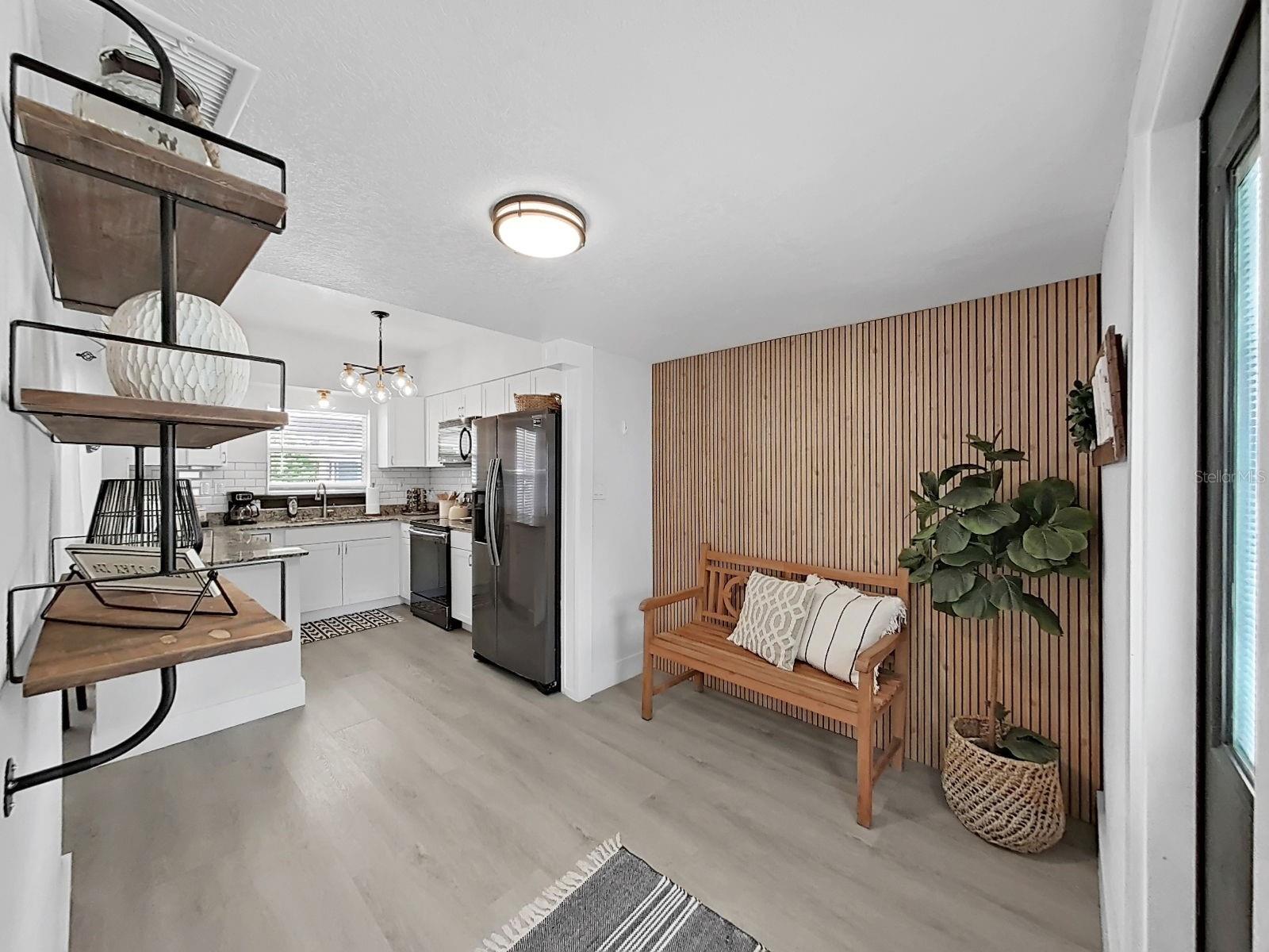 1215 E CURTIS ST, TAMPA, FL, 33603