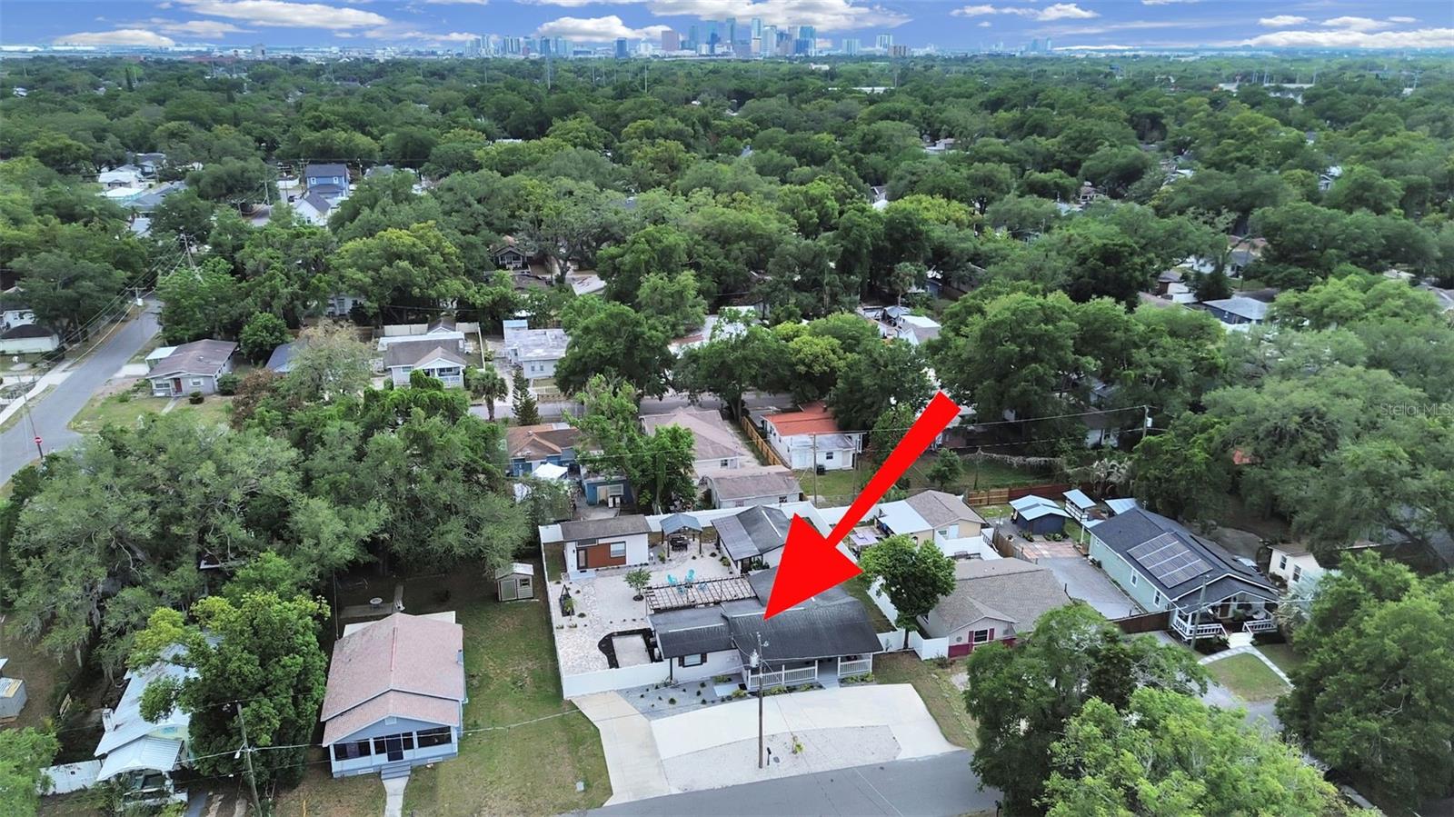 1215 E CURTIS ST, TAMPA, FL, 33603