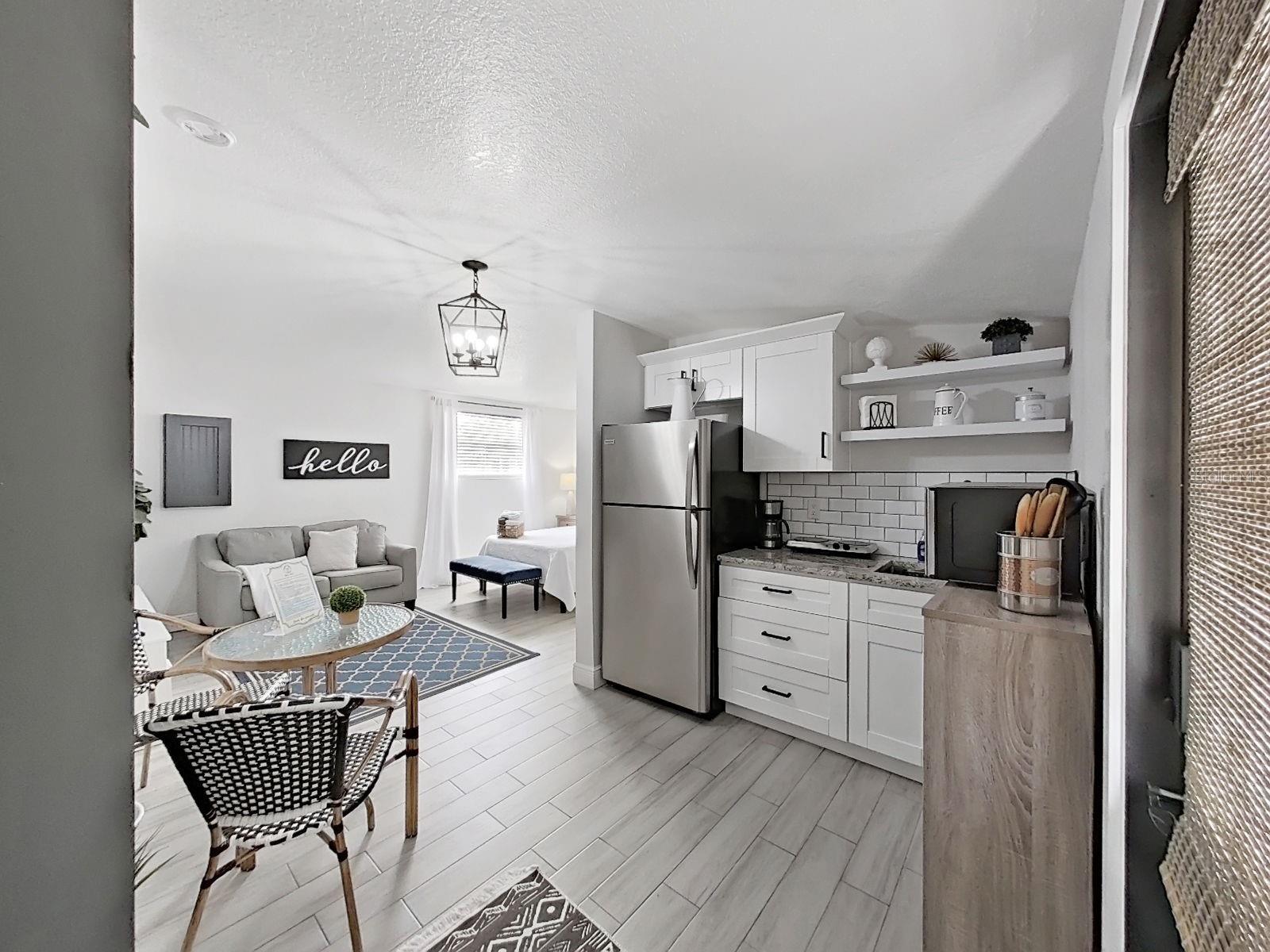 1215 E CURTIS ST, TAMPA, FL, 33603