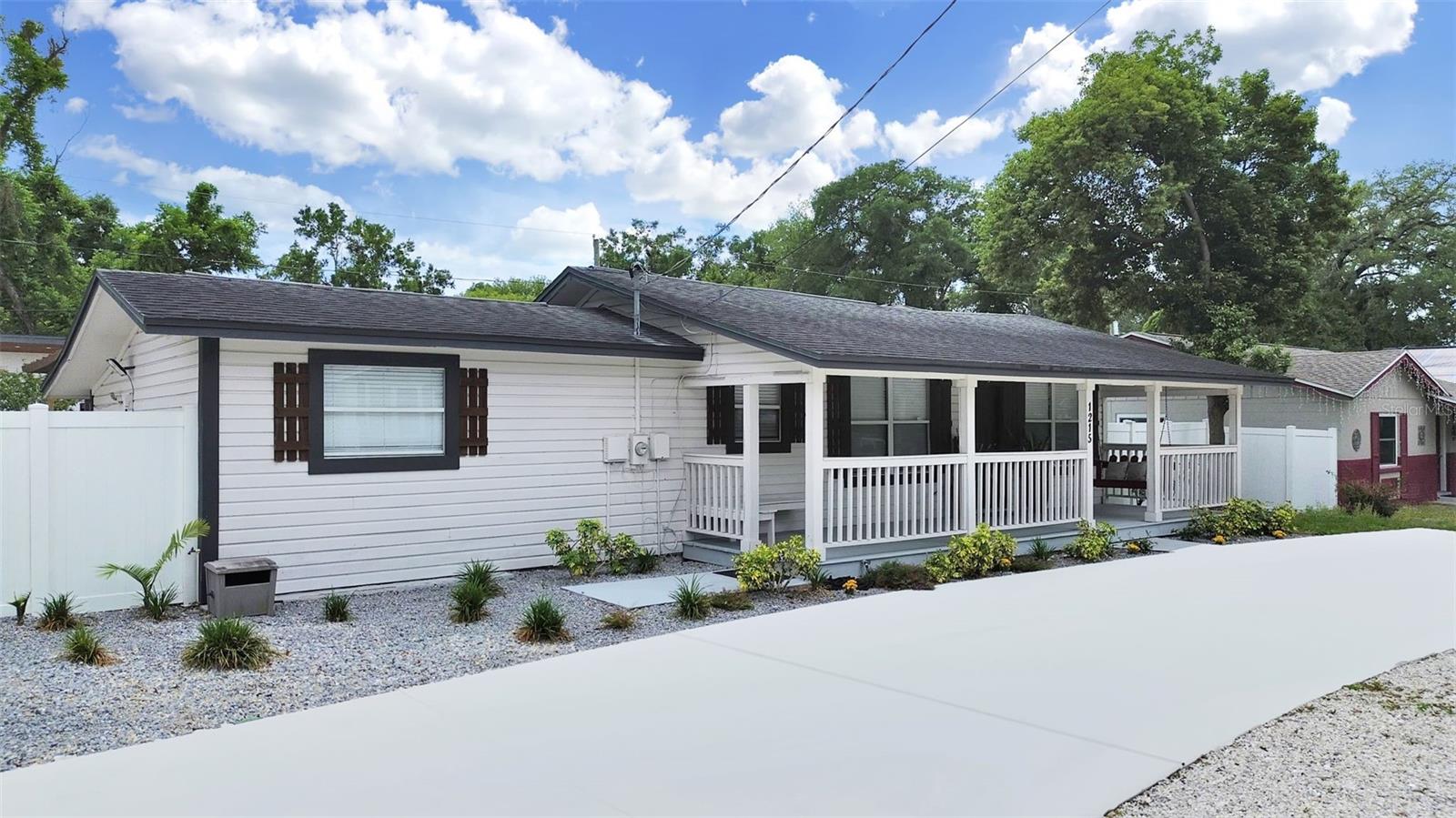 1215 E CURTIS ST, TAMPA, FL, 33603