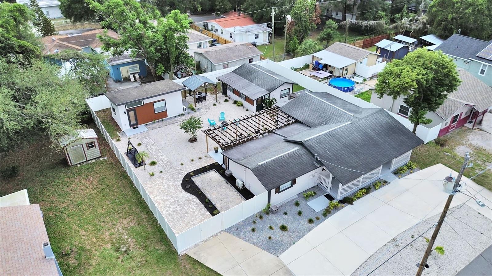 1215 E CURTIS ST, TAMPA, FL, 33603