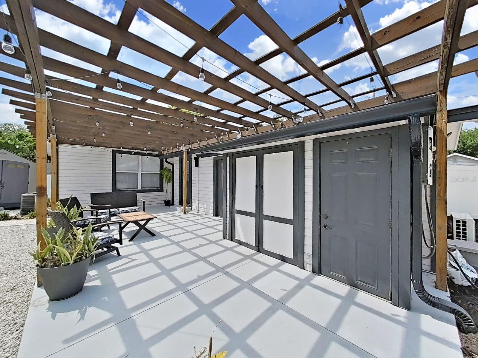 1215 E CURTIS ST, TAMPA, FL, 33603