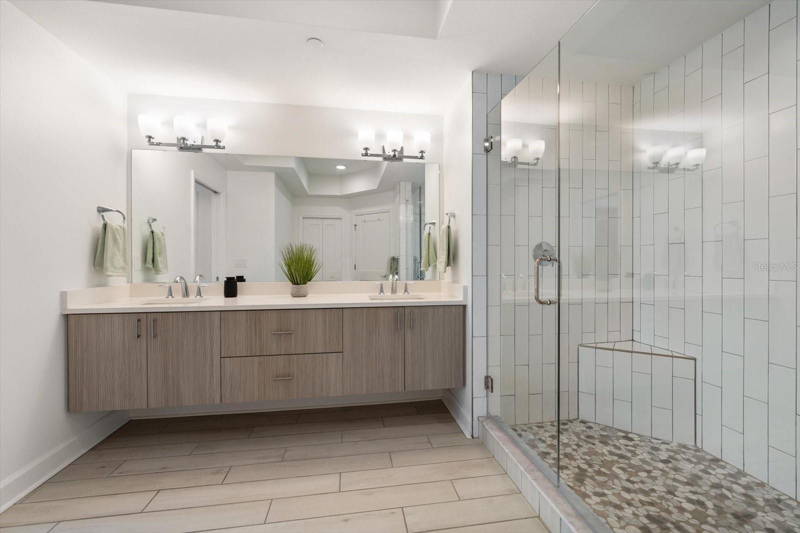 125 ISLAND WAY #402, CLEARWATER BEACH, FL, 33767