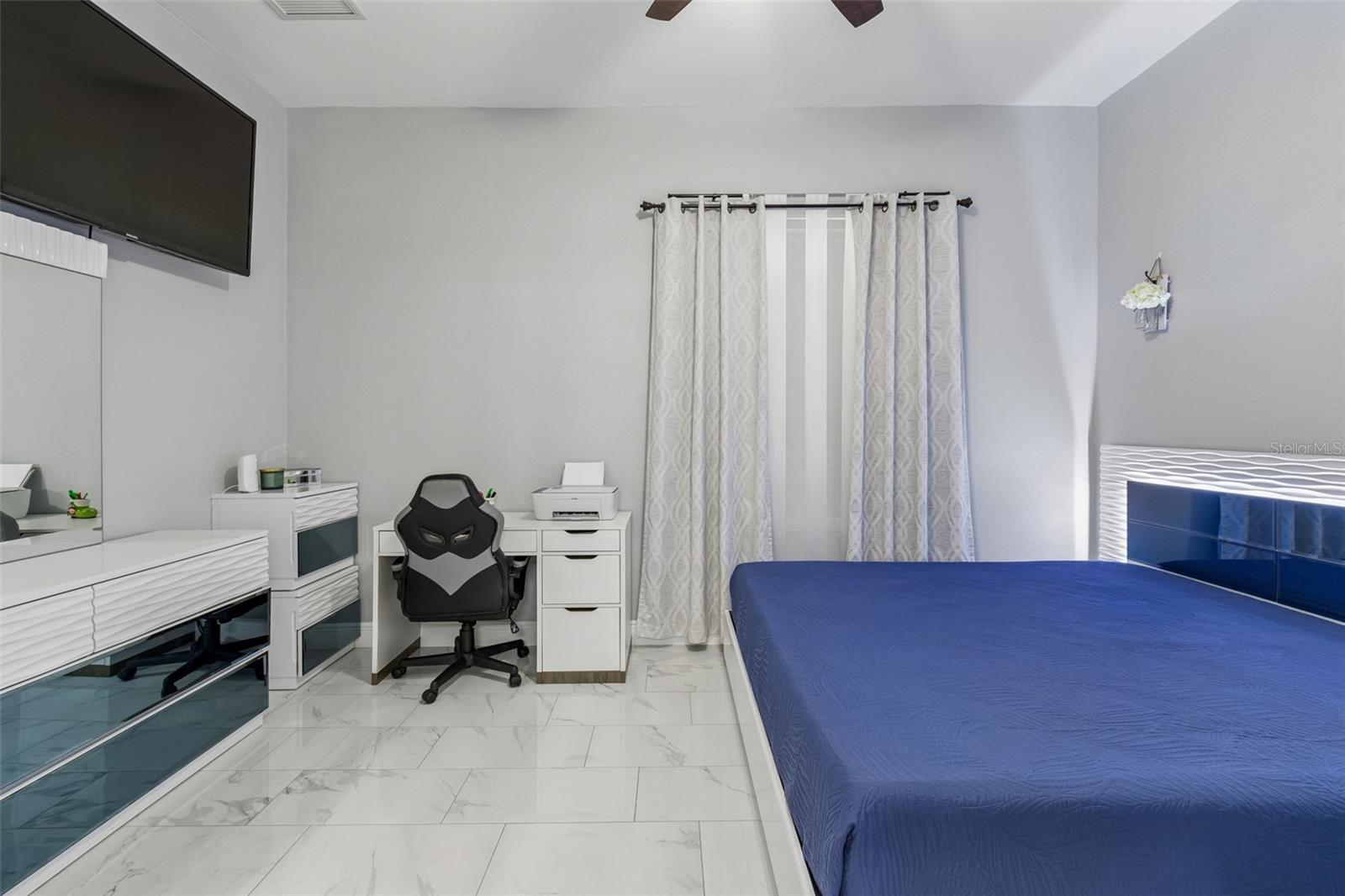 5117 N LINCOLN AVE, TAMPA, FL, 33614