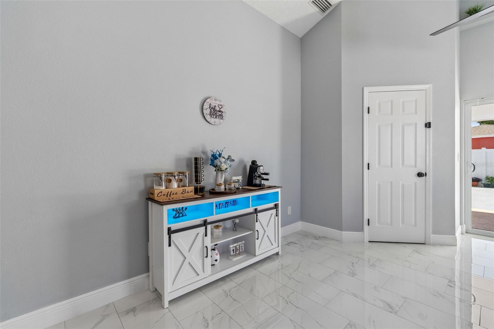 5117 N LINCOLN AVE, TAMPA, FL, 33614