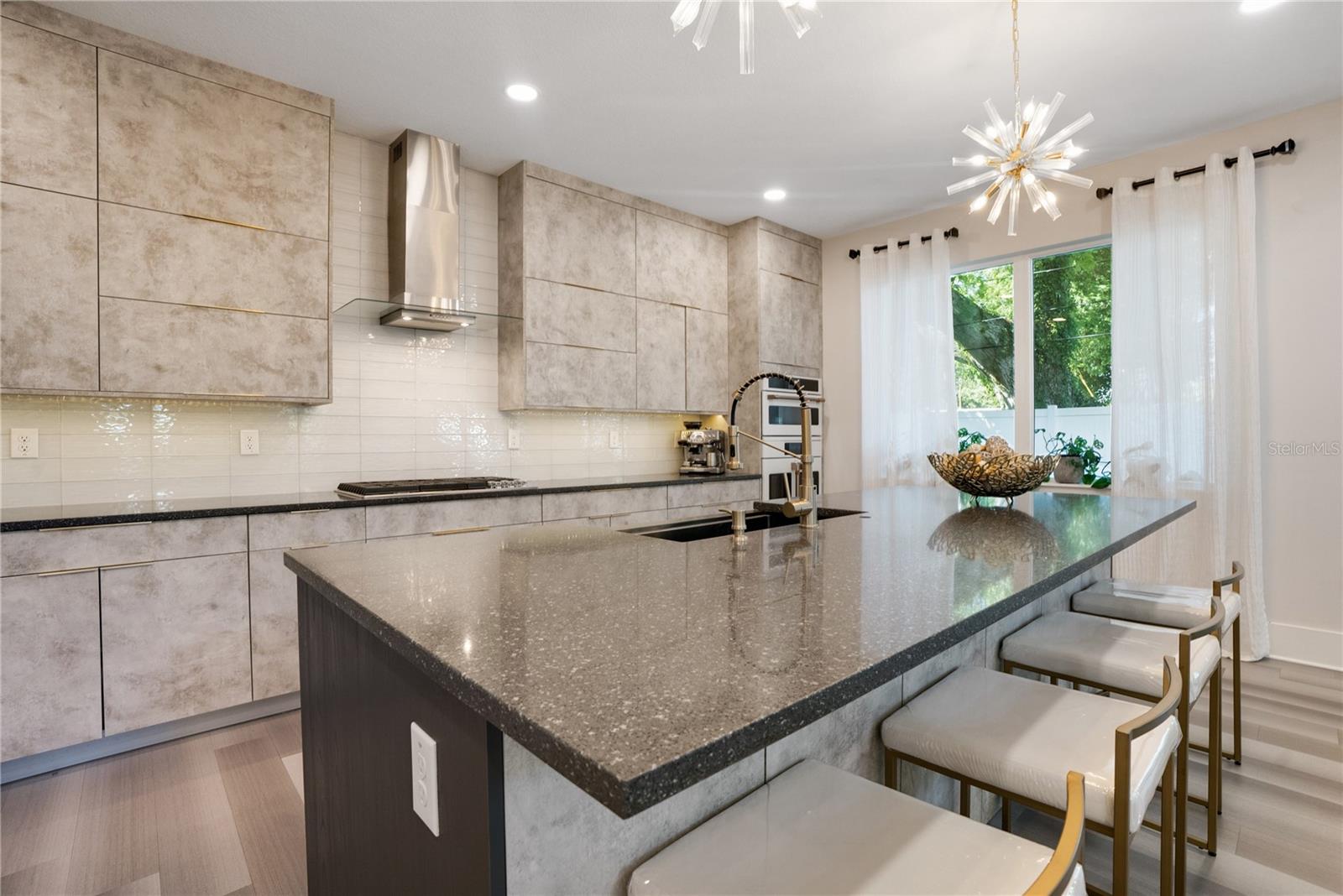 2140 CATALINA DR, CLEARWATER, FL, 33764