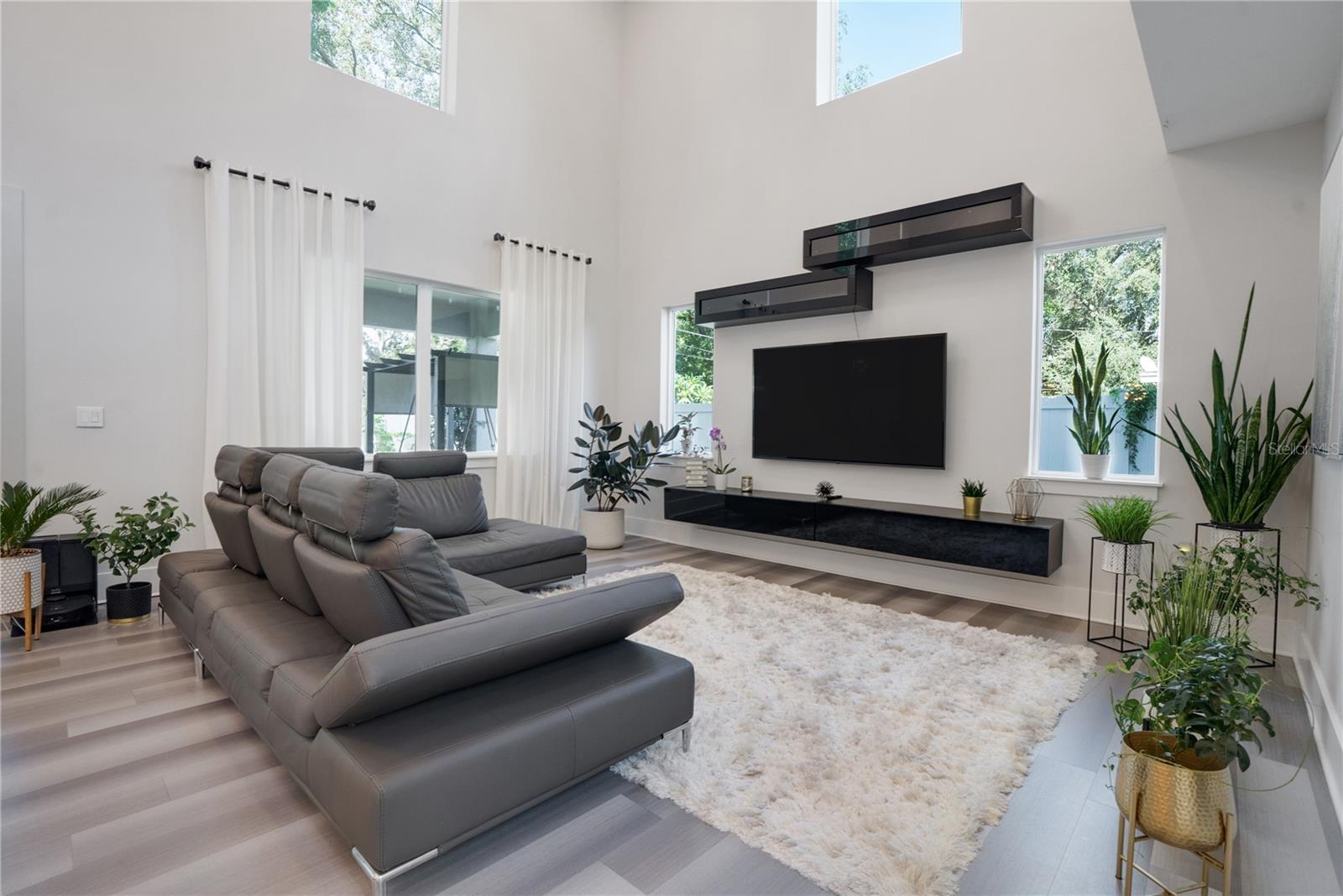 2140 CATALINA DR, CLEARWATER, FL, 33764