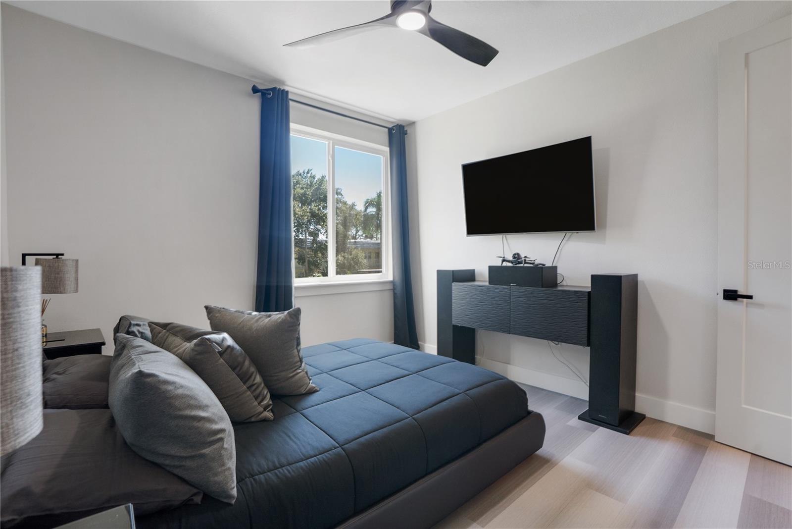 2140 CATALINA DR, CLEARWATER, FL, 33764