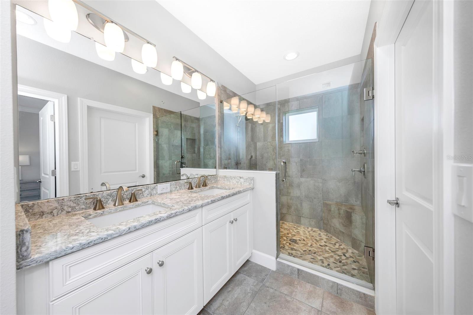 4022 ROCKY SHORES DR, TAMPA, FL, 33634