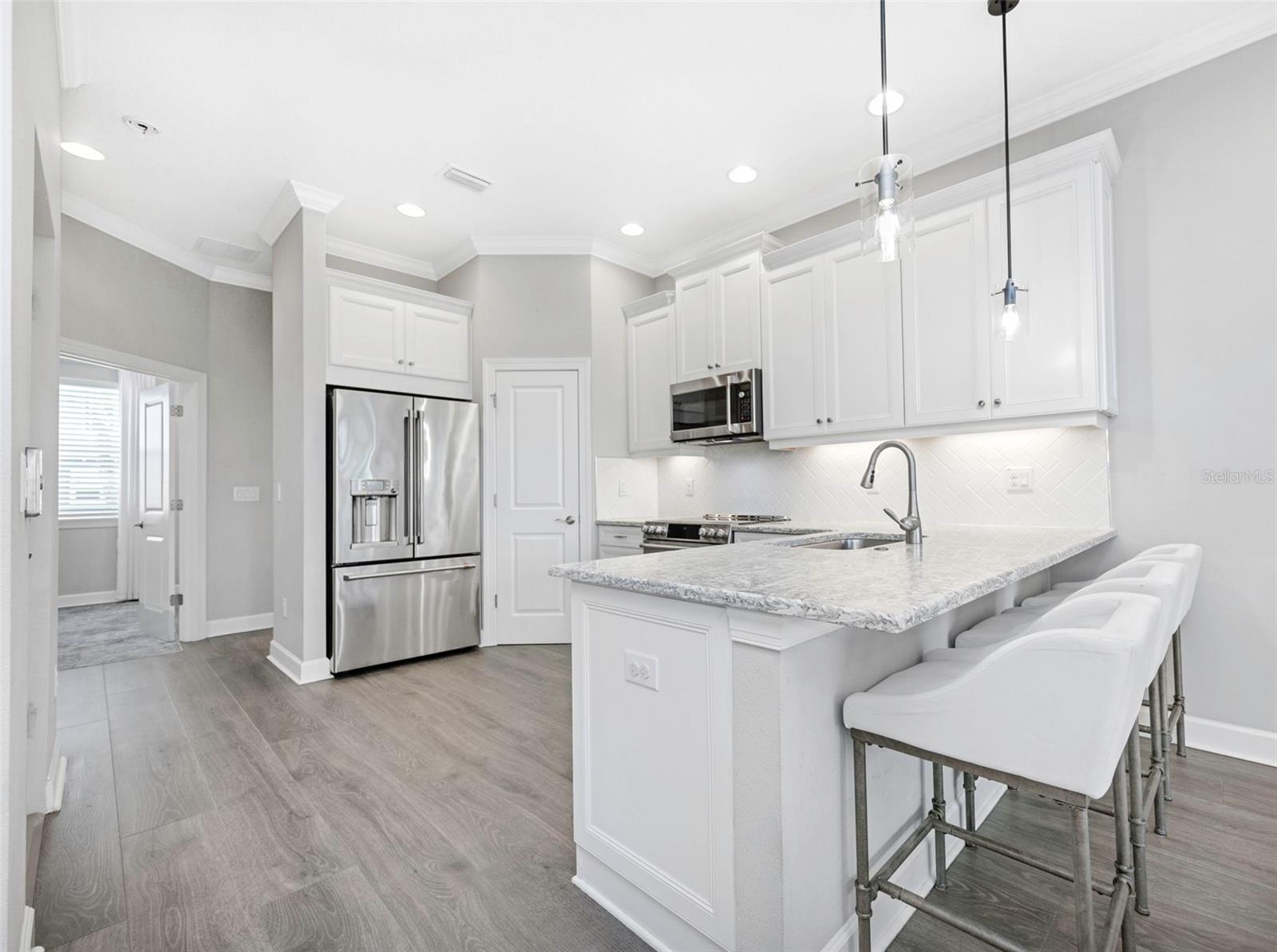 4022 ROCKY SHORES DR, TAMPA, FL, 33634