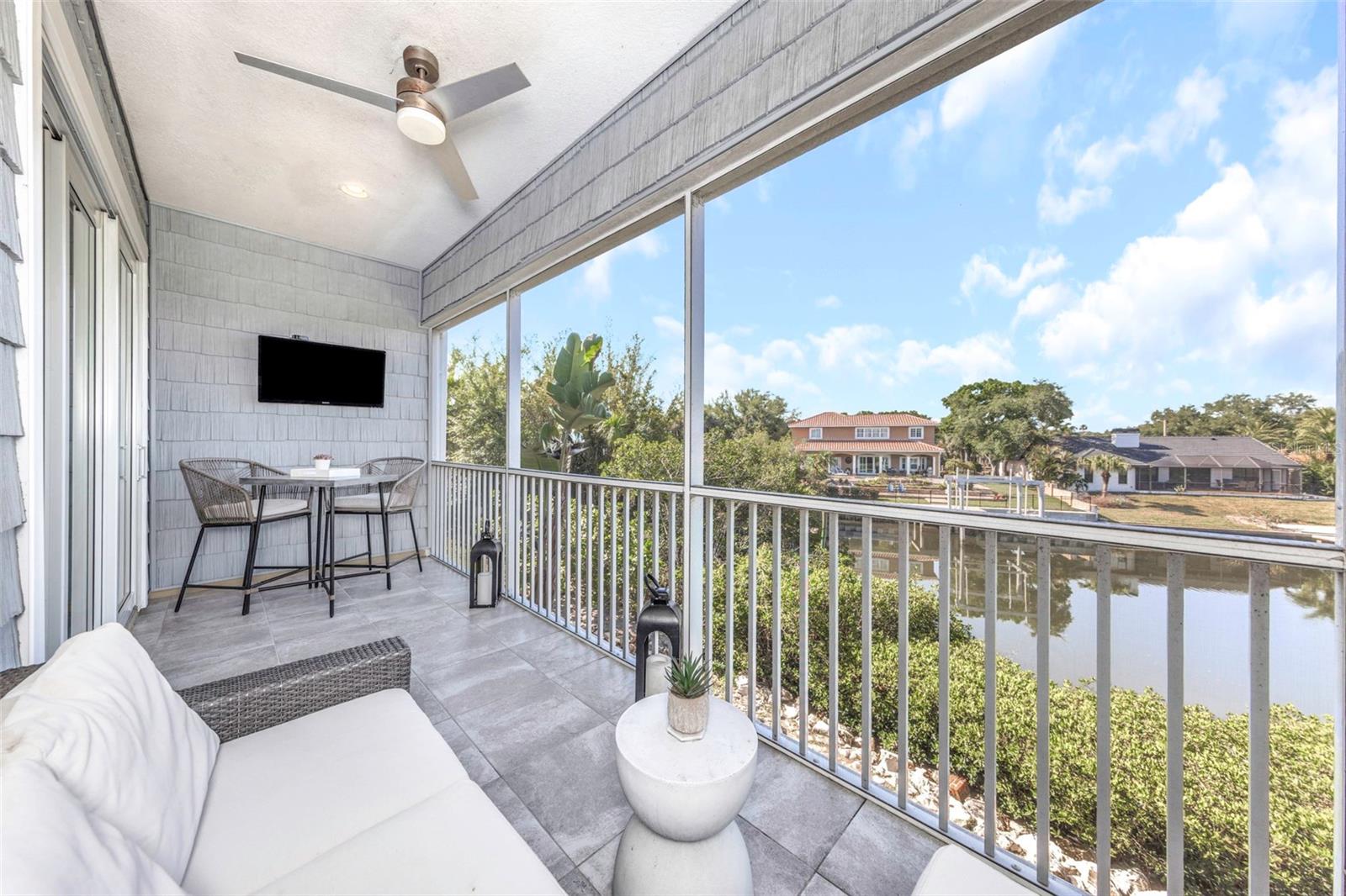 4022 ROCKY SHORES DR, TAMPA, FL, 33634