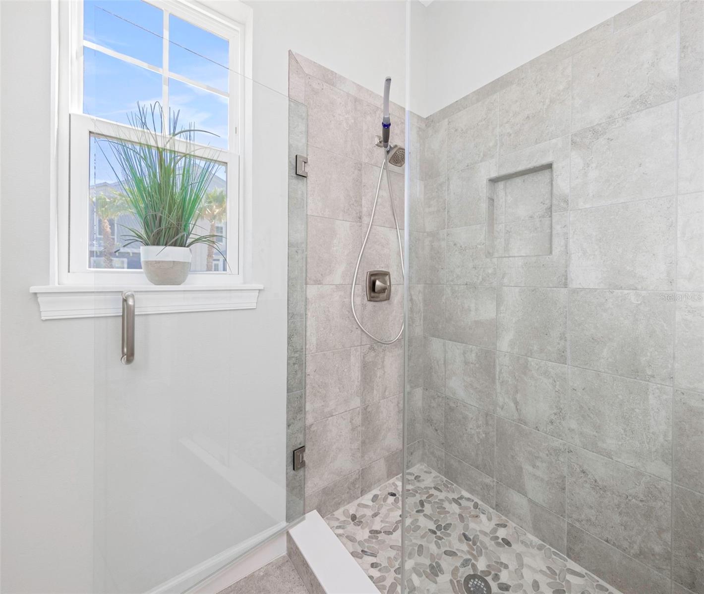 4022 ROCKY SHORES DR, TAMPA, FL, 33634