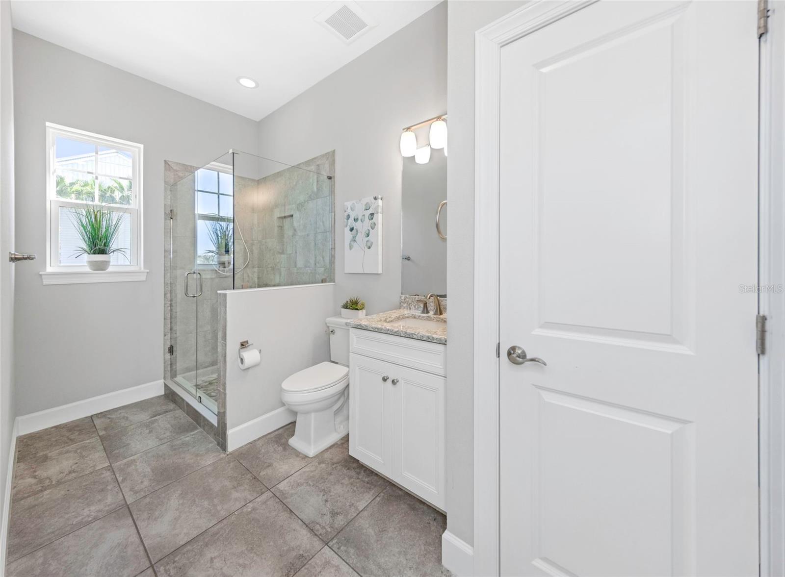 4022 ROCKY SHORES DR, TAMPA, FL, 33634