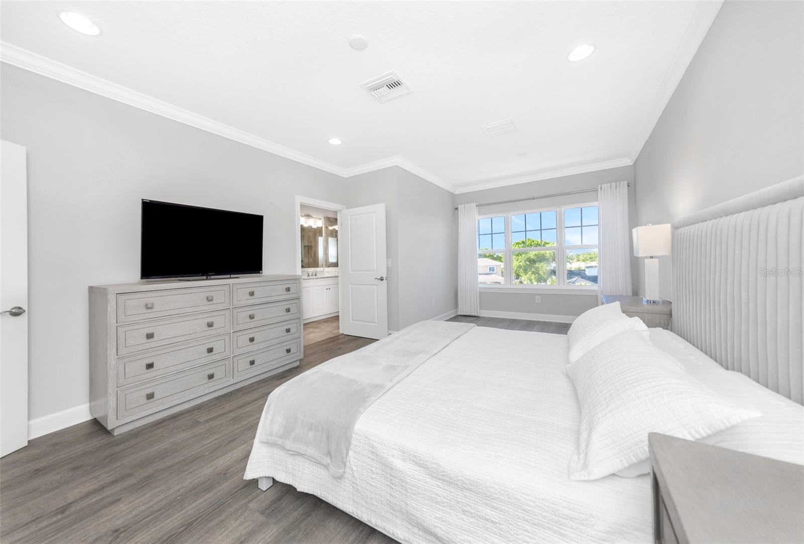 4022 ROCKY SHORES DR, TAMPA, FL, 33634