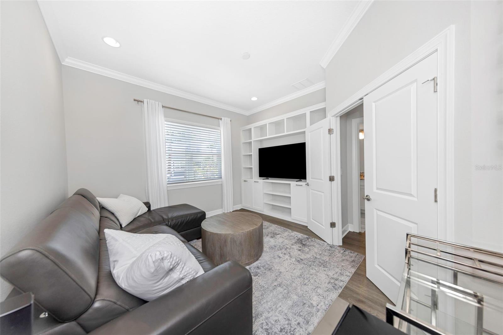 4022 ROCKY SHORES DR, TAMPA, FL, 33634