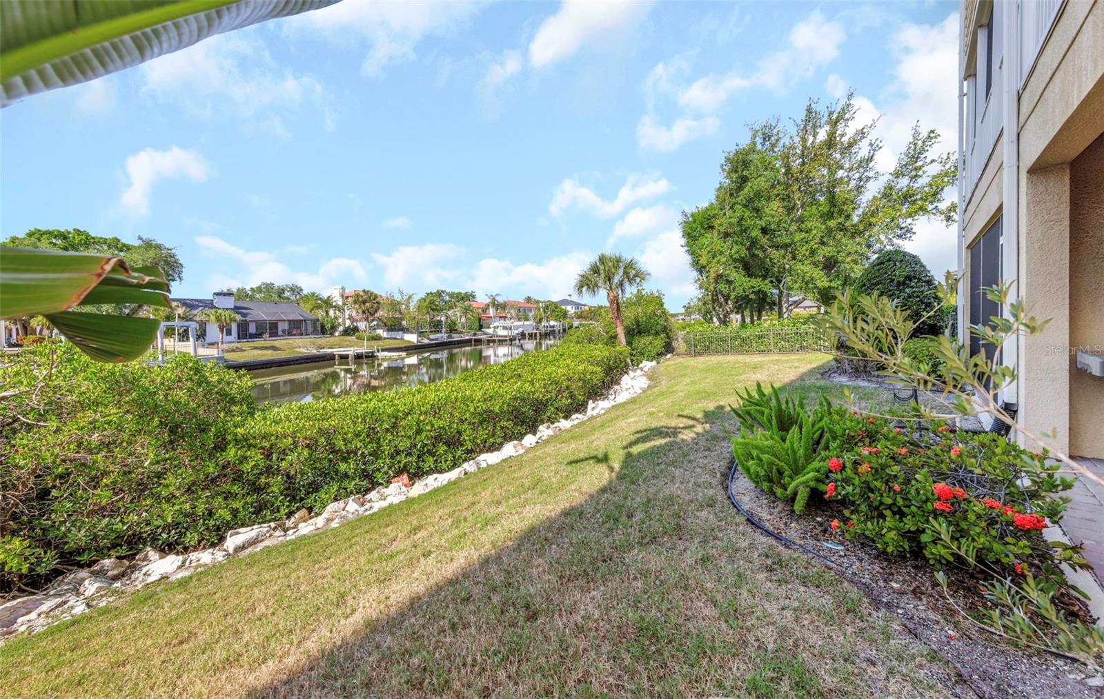 4022 ROCKY SHORES DR, TAMPA, FL, 33634