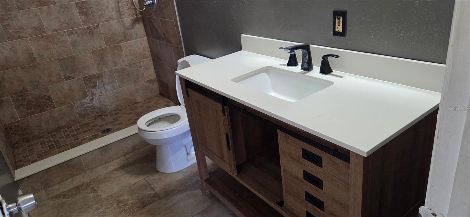 205 DIXIE HWY, AUBURNDALE, FL, 33823