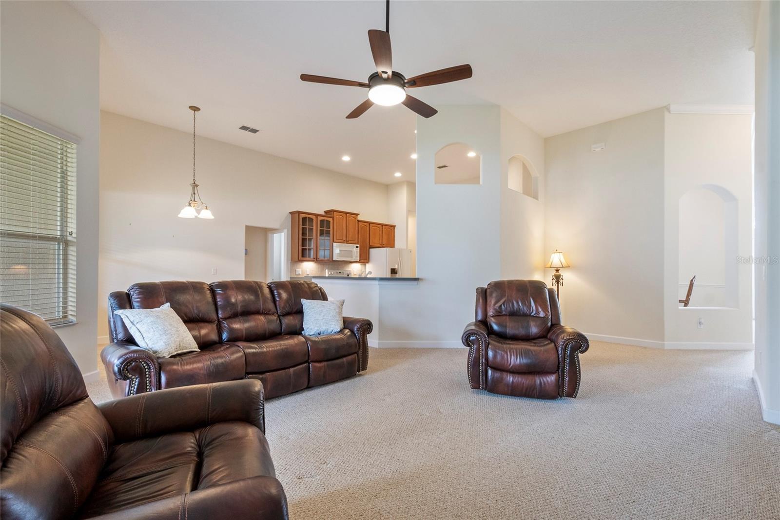 10060 CHARDONNAY DR, ORLANDO, FL, 32832